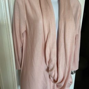 Women’s cardigan in size medium in pink
